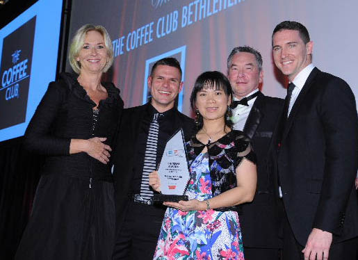 The winners (left to right): Joy Marslin of major sponsors Westpac; Brad Jacobs of The Coffee Club; double Supreme Franchisee Ivy Joe; Ian Robertson, chairman of the Franchise Association; Andy Lucas of The Coffee Club. The winners (left to right): Joy Marslin of major sponsors Westpac; Brad Jacobs of The Coffee Club; double Supreme Franchisee Ivy Joe; Ian Robertson, chairman of the Franchise Association; Andy Lucas of The Coffee Club.