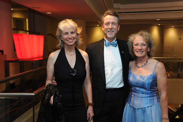 Sally Knight with Simon and Lorraine Lord from Franchise New Zealand Sally Knight with Simon and Lorraine Lord from Franchise New Zealand